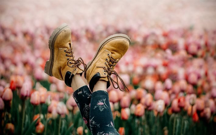 Весна, Тюльпаны, Девочка, Желтые ботинки