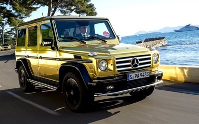 Золотой мерседес Г500 / Mercedes-Benz G500