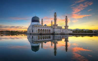 Малайзия, Мечеть Кота-Кинабалу, Ликас Бэй, закат, отражение
