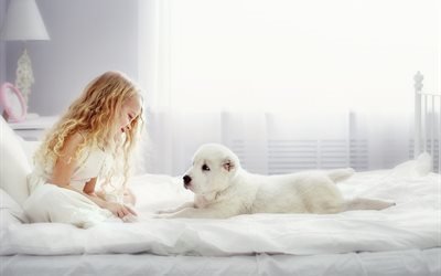 девочка, животное, собака, пёс, комната, кровать